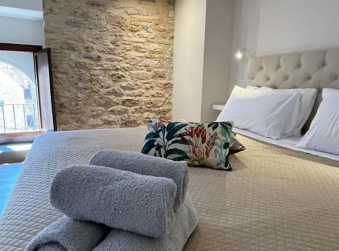 Ad - Fratello Sole Luxury Loft * Ассизи